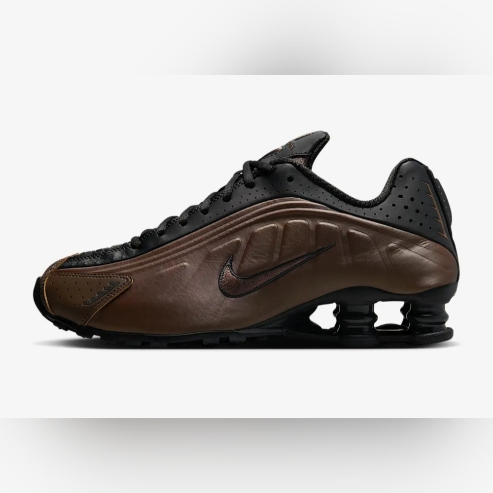 Nike Women's Shox R4 Running Shoe in Dark Brown and Black NEW! - Picture 1 of 6